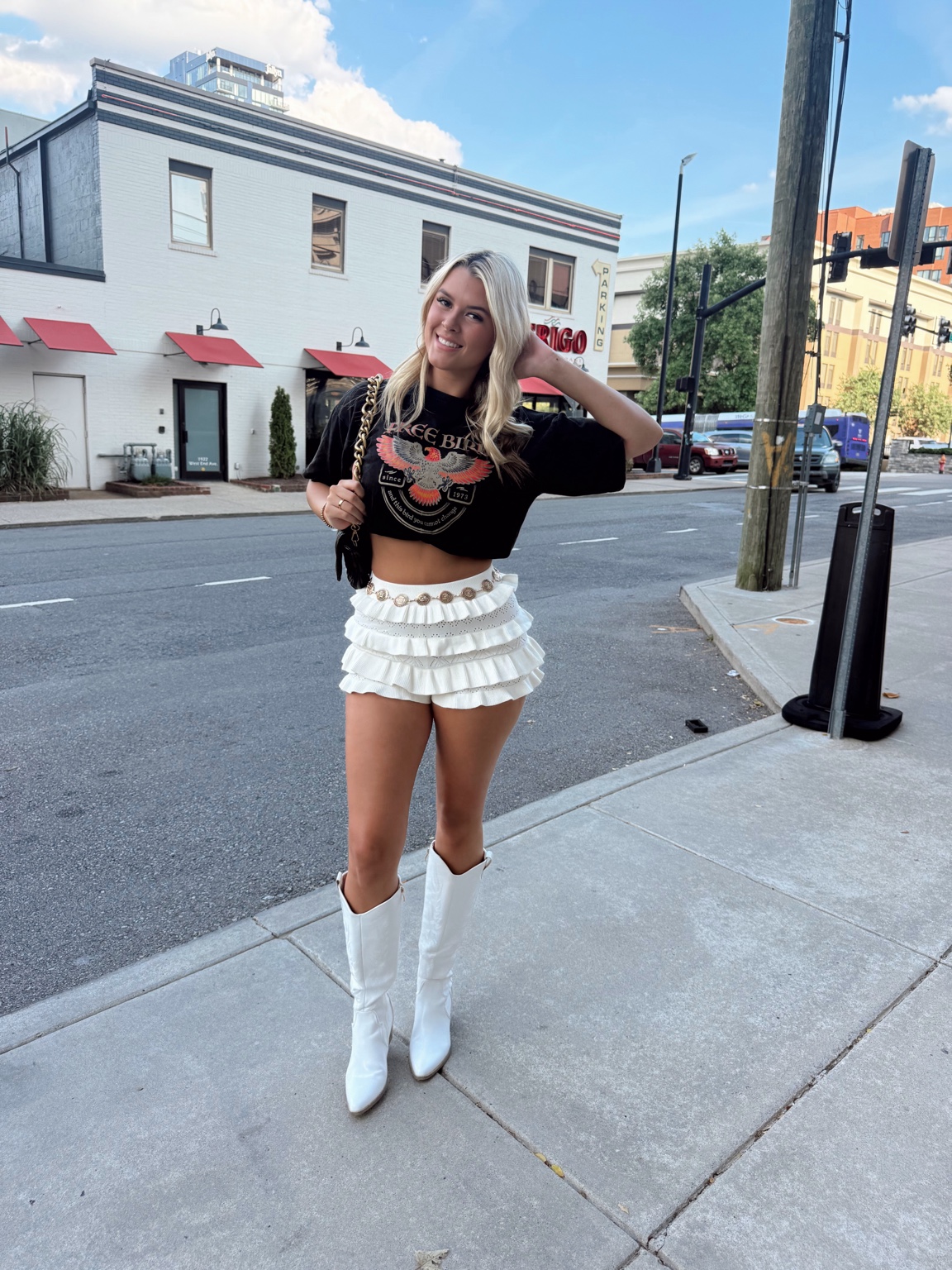 Averie in a young adult city lifestyle image